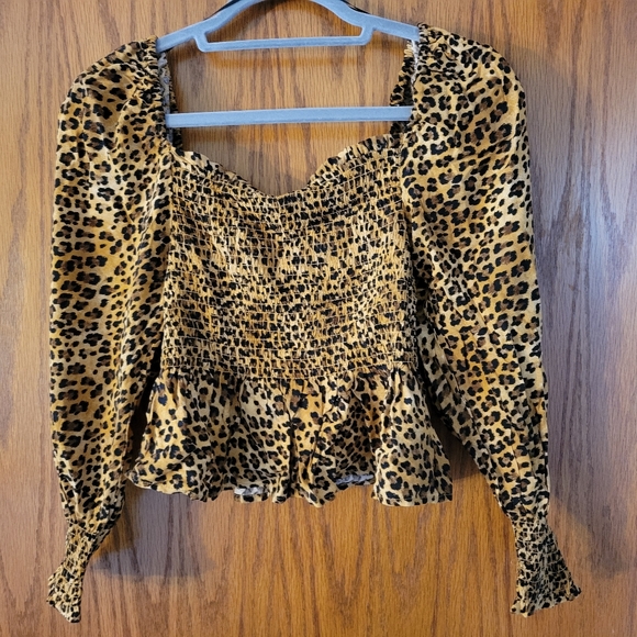 NWT Leopard Puff Sleeve Blouse, Size L - Picture 1 of 7